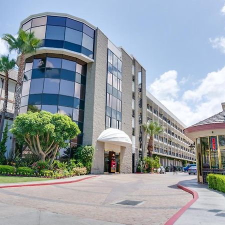 Carousel Inn And Suites Anaheim Esterno foto