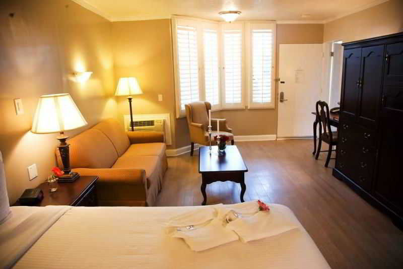 Carousel Inn And Suites Anaheim Esterno foto