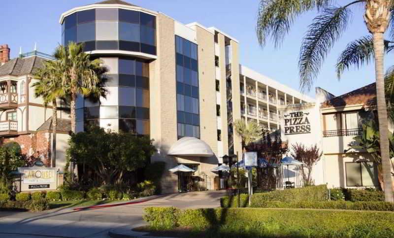 Carousel Inn And Suites Anaheim Esterno foto
