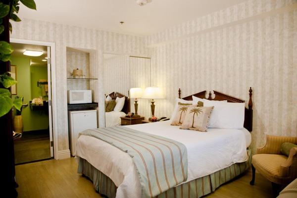 Carousel Inn And Suites Anaheim Esterno foto